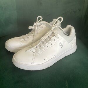 On The Roger sneakers